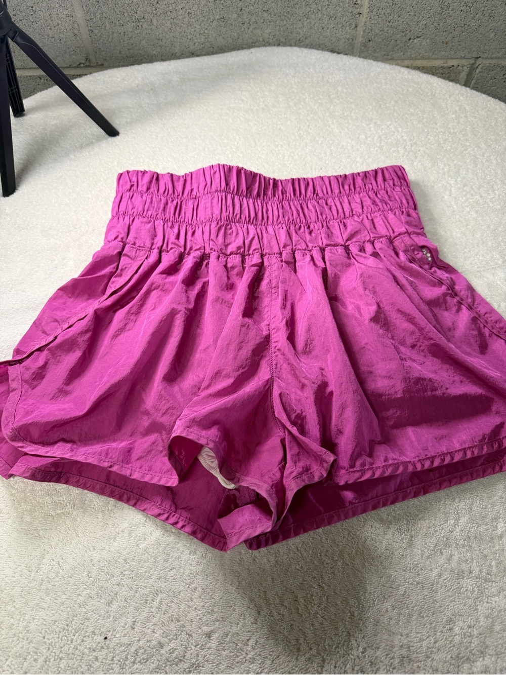 Free People movement “the way home”shorts high waisted sz L ‘magenta